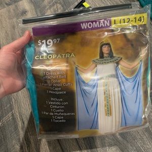 Cleopatra costume